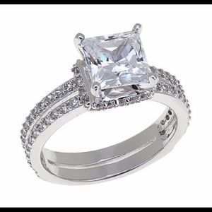 Absolute Cubic Zirconia Princess Cut Ring.